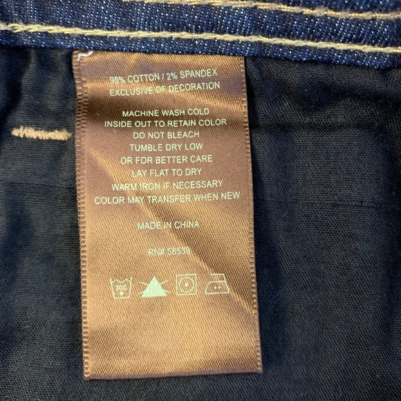 Kut from the Kloth Maggie Flare Gold Thread - Picture 7 of 8